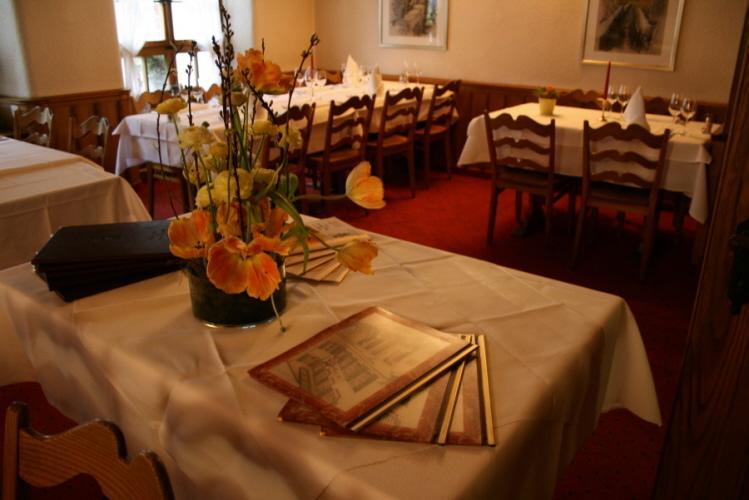 Hotel Zum Alten Schweizer Twann Eksteriør billede